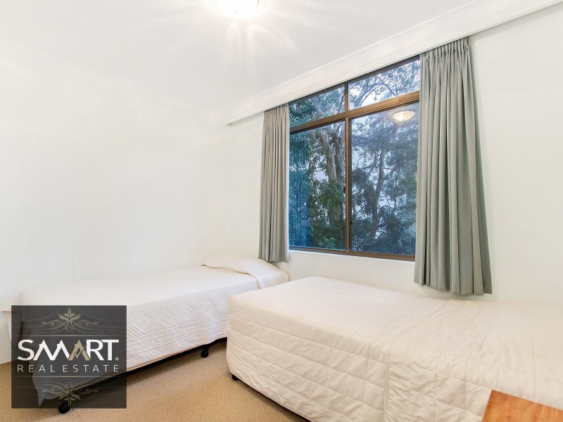 101/3 Oak Avenue, Surfers Paradise QLD 4217