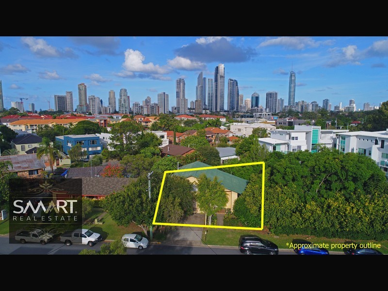 172 Stanhill Drive, Chevron Island QLD 4217