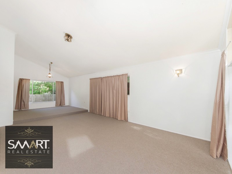 172 Stanhill Drive, Chevron Island QLD 4217