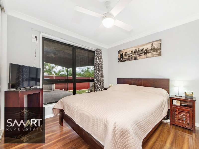 43 Zane Street, Molendinar QLD 4214