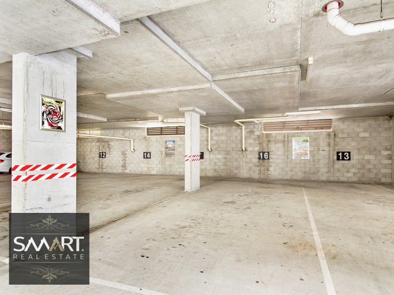 16/4 Northcliffe Terrace, Surfers Paradise QLD 4217