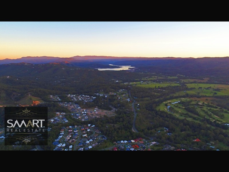 18 Tara Vista Boulevarde, Highland Park QLD 4211