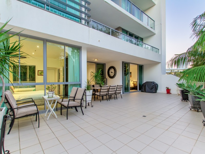 1001/33 T E Peters Drive, Broadbeach Waters QLD 4218