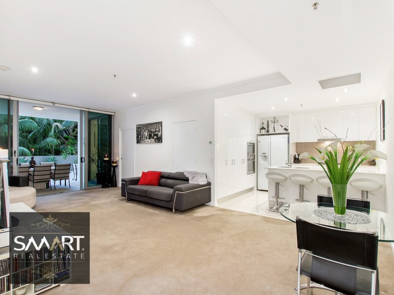 1001/33 T E Peters Drive, Broadbeach Waters QLD 4218