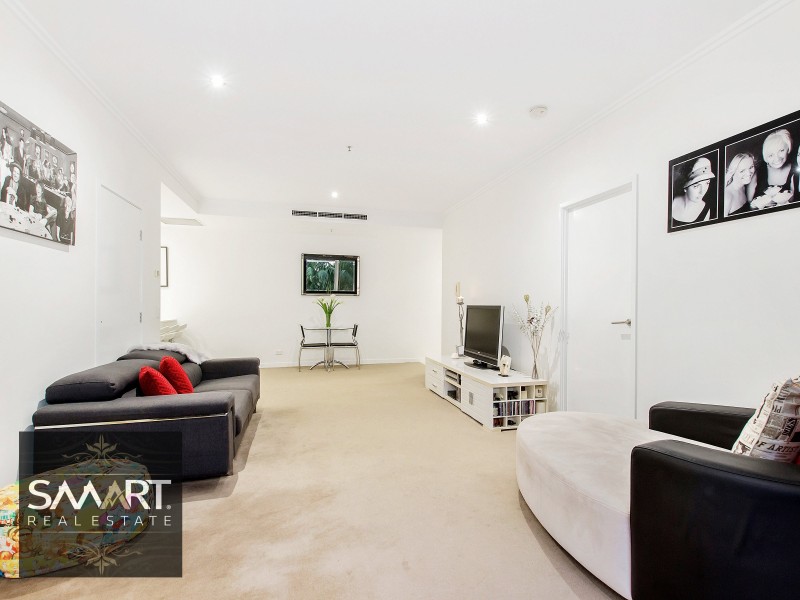 1001/33 T E Peters Drive, Broadbeach Waters QLD 4218