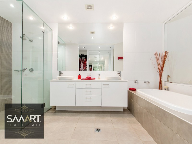 1001/33 T E Peters Drive, Broadbeach Waters QLD 4218