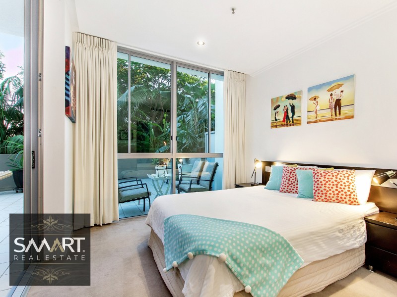 1001/33 T E Peters Drive, Broadbeach Waters QLD 4218