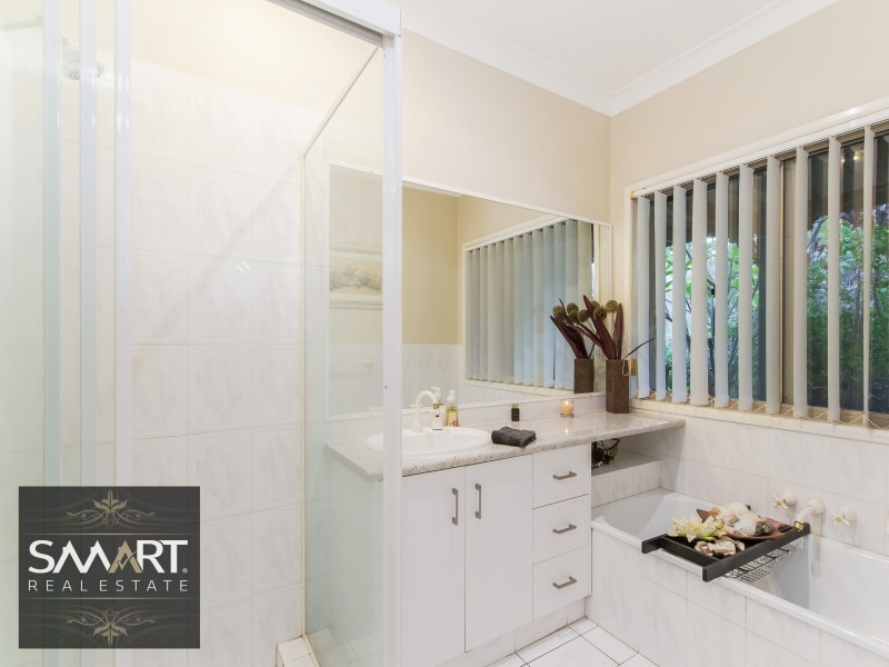 2 Moondance Court, Bonogin QLD 4213