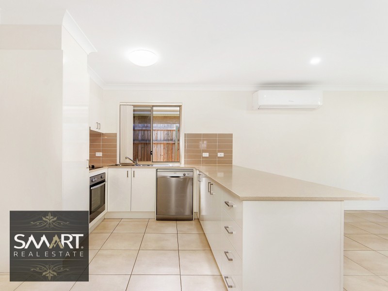 12 Milbrook Crescent, Pimpama QLD 4209