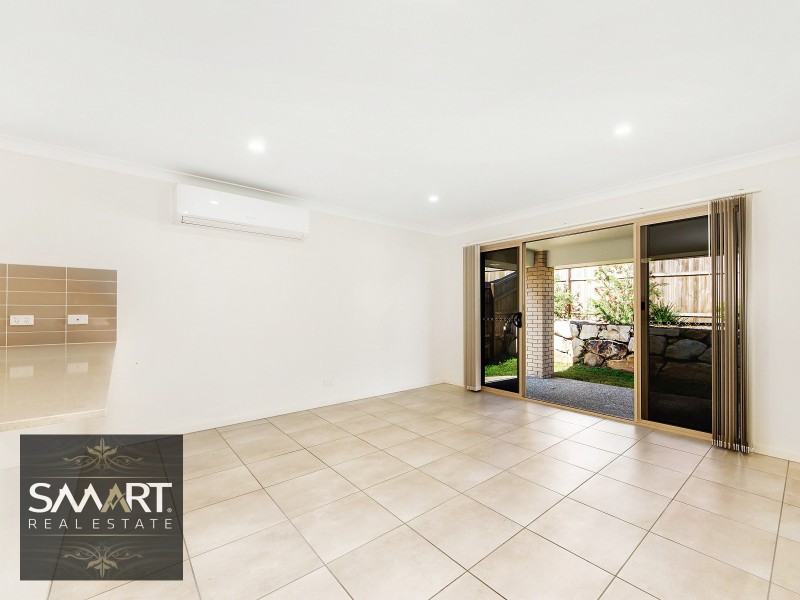 12 Milbrook Crescent, Pimpama QLD 4209