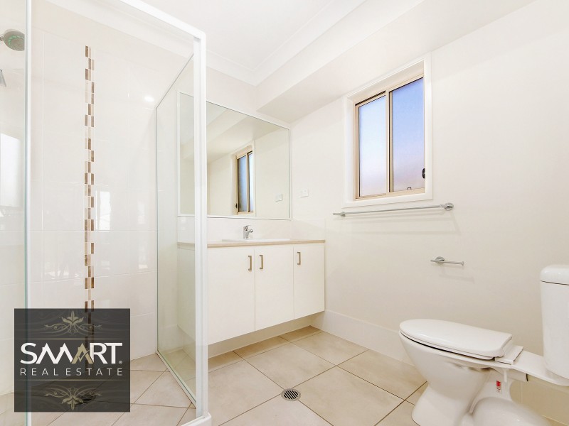 12 Milbrook Crescent, Pimpama QLD 4209