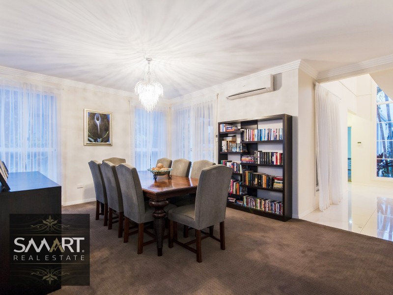 96 Cabana Boulevard, Benowa Waters QLD 4217