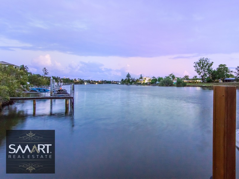 96 Cabana Boulevard, Benowa Waters QLD 4217