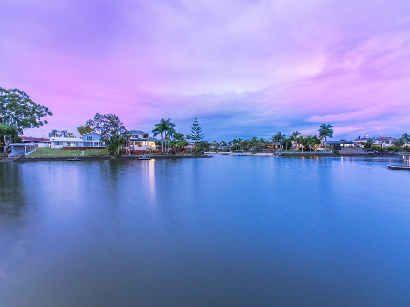 9 Braemer Court, Benowa Waters QLD 4217