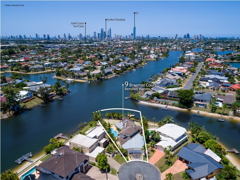 9 Braemer Court, Benowa Waters QLD 4217