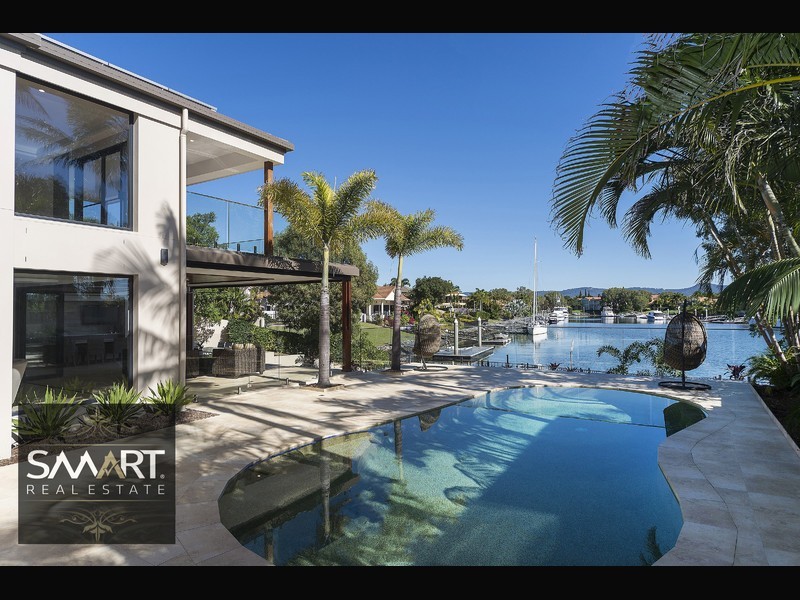 1051 Rosebank Way, Hope Island QLD 4212