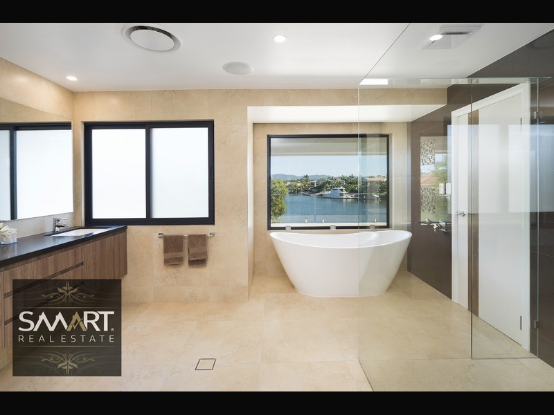 1051 Rosebank Way, Hope Island QLD 4212