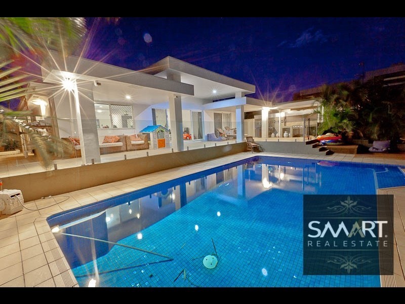 9 Pisa court, Bundall QLD 4217