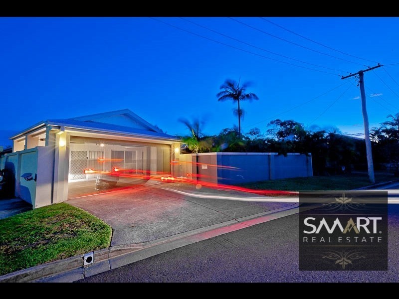 9 Pisa court, Bundall QLD 4217