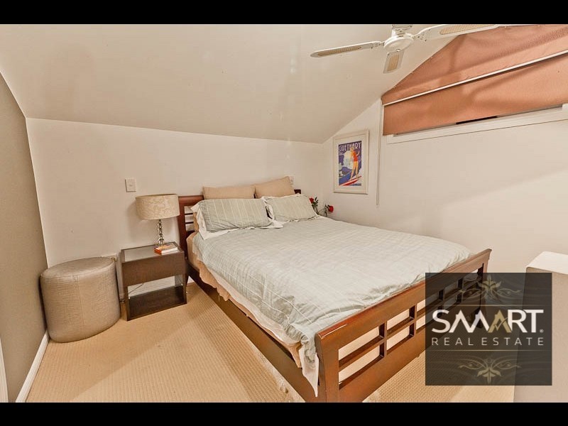 9 Pisa court, Bundall QLD 4217