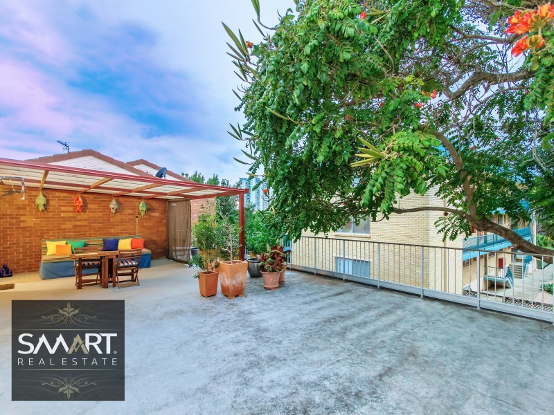 6/4 Rose Street,, Southport QLD 4215