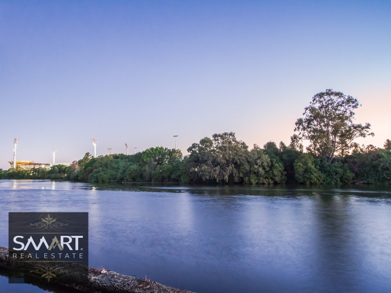 3028 The Boulevarde, Benowa QLD 4217