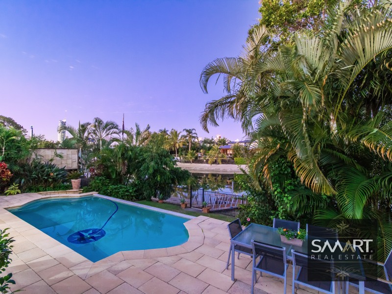 32 Rio Vista Boulevard, Broadbeach Waters QLD 4218