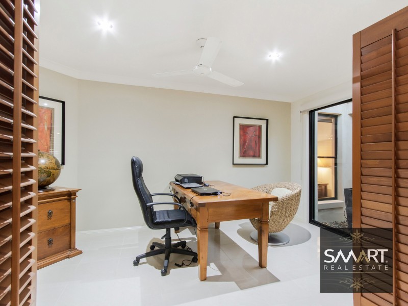 32 Rio Vista Boulevard, Broadbeach Waters QLD 4218