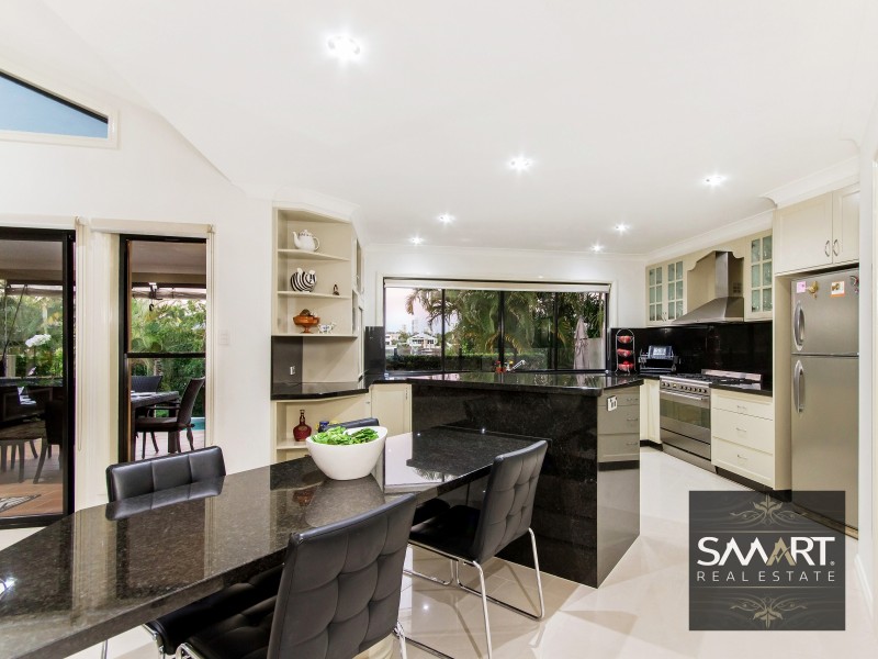 32 Rio Vista Boulevard, Broadbeach Waters QLD 4218