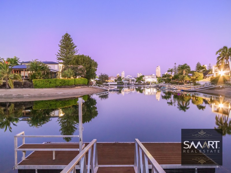 32 Rio Vista Boulevard, Broadbeach Waters QLD 4218