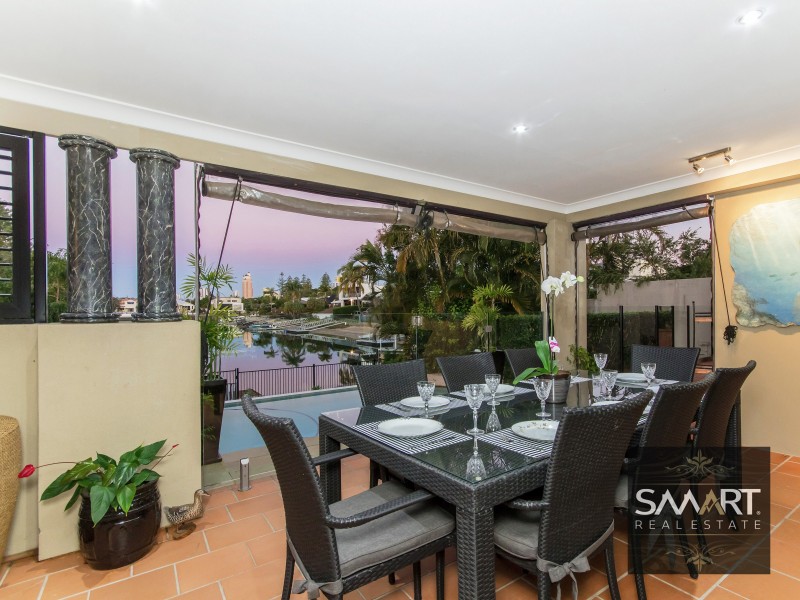 32 Rio Vista Boulevard, Broadbeach Waters QLD 4218