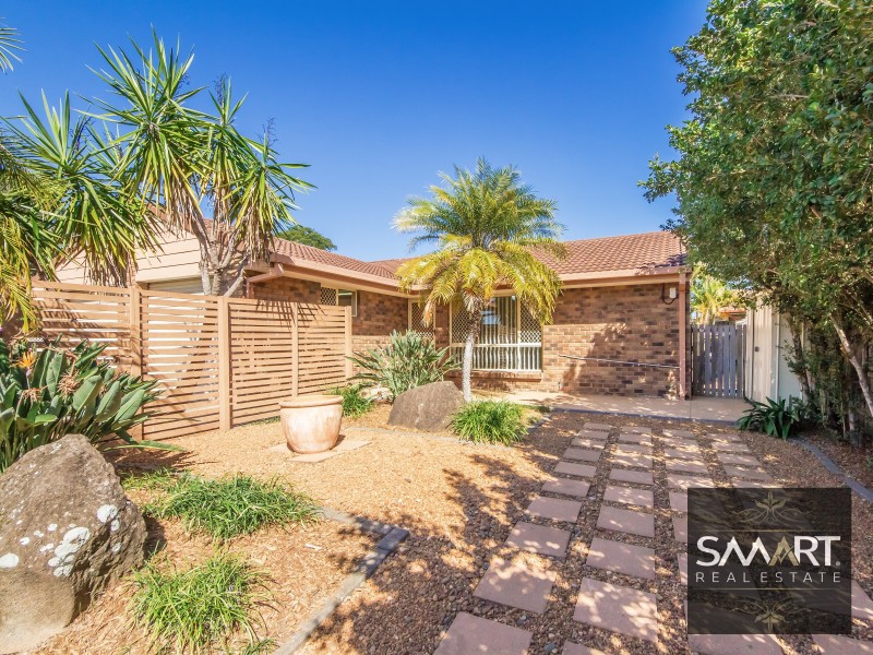 1/9 Melanie Place, Labrador QLD 4215