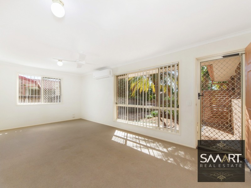 1/9 Melanie Place, Labrador QLD 4215