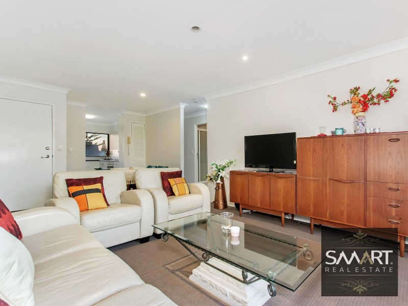 10/18-20 Sunshine Boulevard, Broadbeach Waters QLD 4218