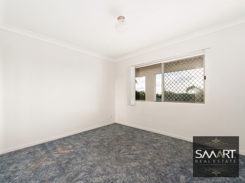 32 Numeralla Avenue, Ashmore QLD 4214