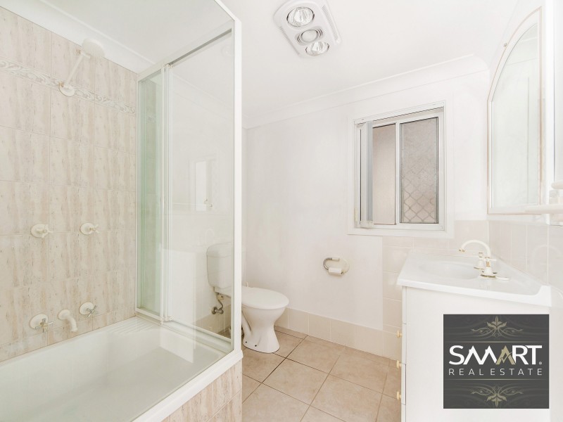 32 Numeralla Avenue, Ashmore QLD 4214