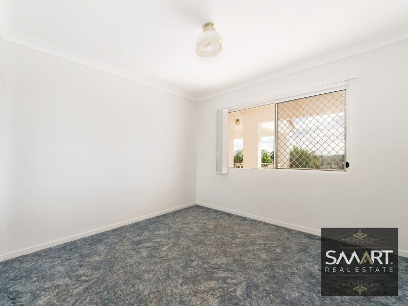 32 Numeralla Avenue, Ashmore QLD 4214