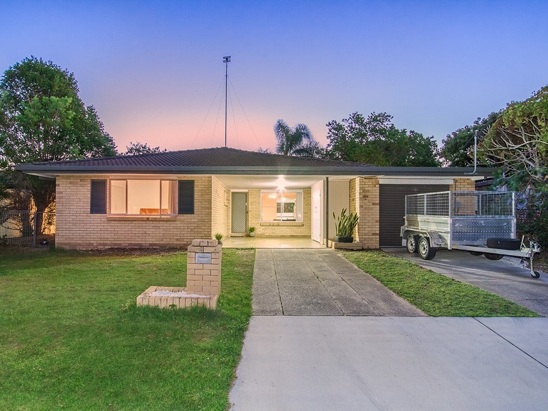 7 Key West, Broadbeach Waters QLD 4218