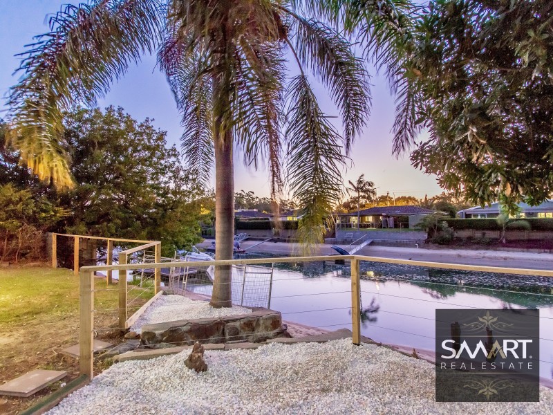 7 Key West, Broadbeach Waters QLD 4218