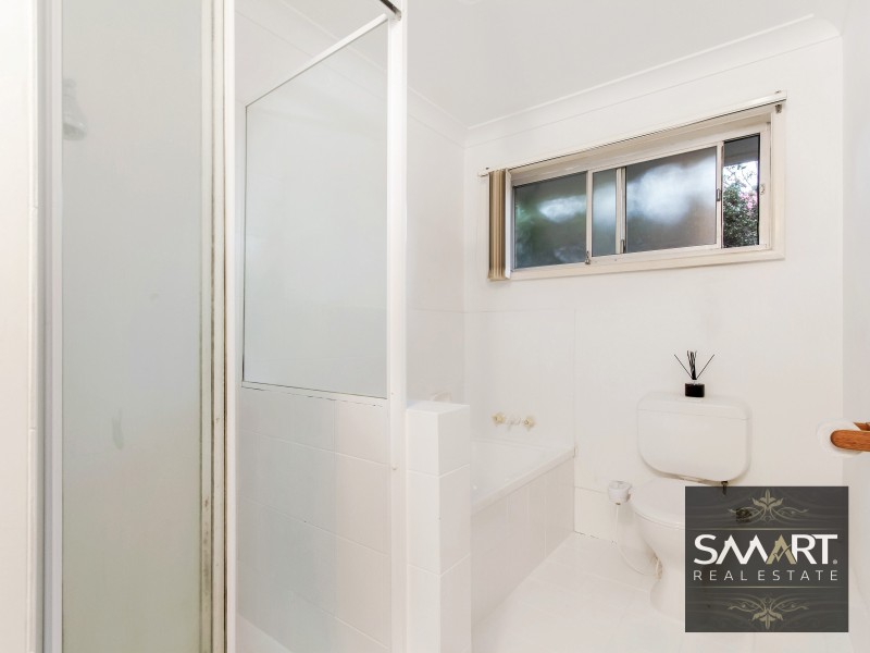 7 Key West, Broadbeach Waters QLD 4218