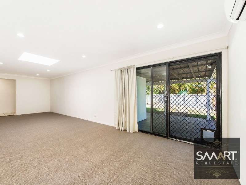 26 Melody Street, Mermaid Waters QLD 4218