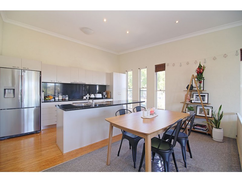 30 Harley Street, Labrador QLD 4215