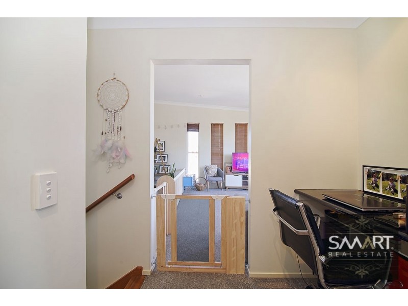 30 Harley Street, Labrador QLD 4215