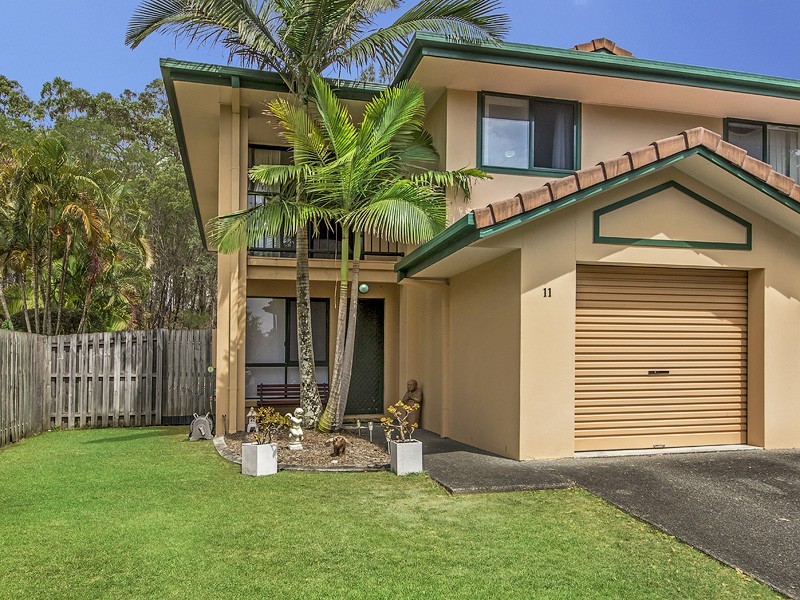 11/156 Greenacre Drive, Arundel QLD 4214