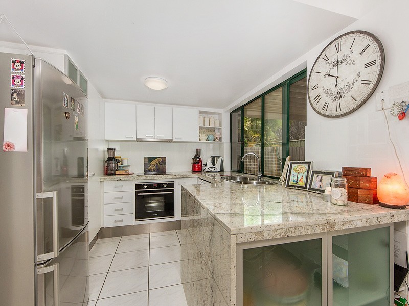 11/156 Greenacre Drive, Arundel QLD 4214