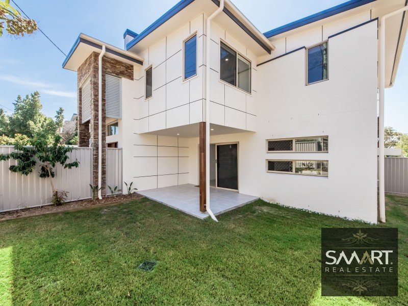 1/2 Mal Burke Street, Southport QLD 4215