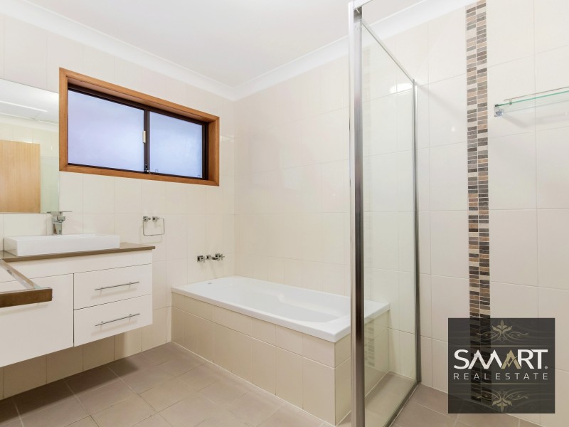 7 Columbus Drive, Hollywell QLD 4216