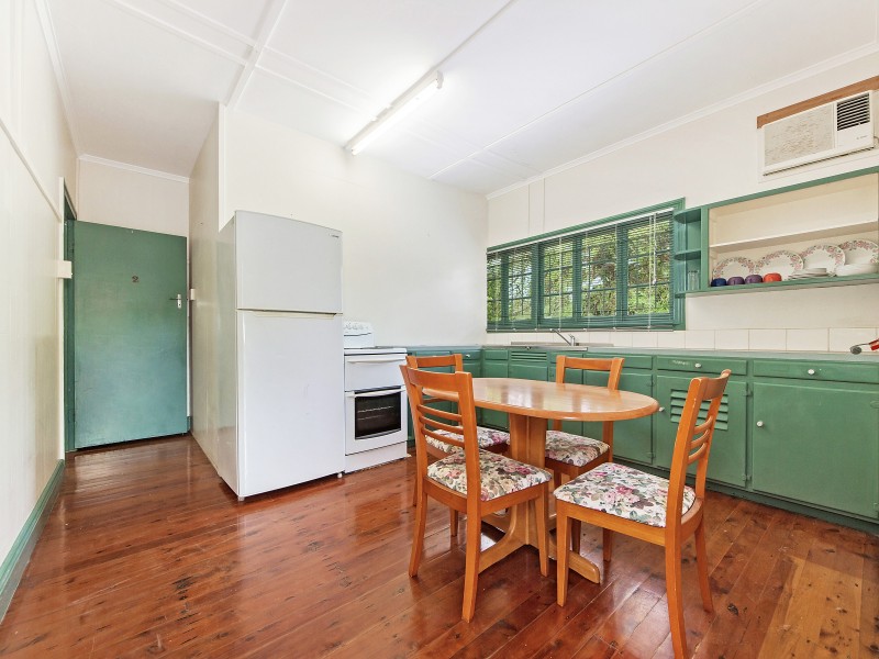 58 Pohlman Street, Southport QLD 4215