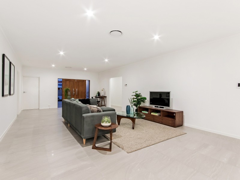 47 Platypus Avenue, Sorrento QLD 4217