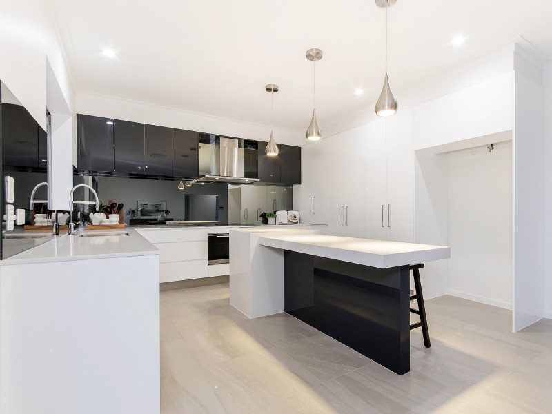 47 Platypus Avenue, Sorrento QLD 4217